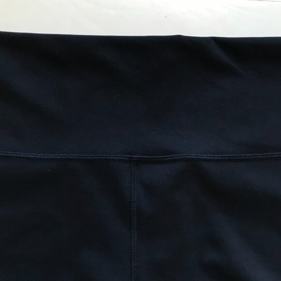 Lululemon Wunder Train Bike Shorts Womens 12 Navy Blue High Rise Waist 6" Inseam - Picture 3 of 9